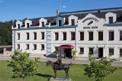 фото отеля Romantic Hotel Mlýn Karlštejn