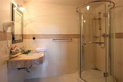 фото отеля Romantic Hotel Mlýn Karlštejn