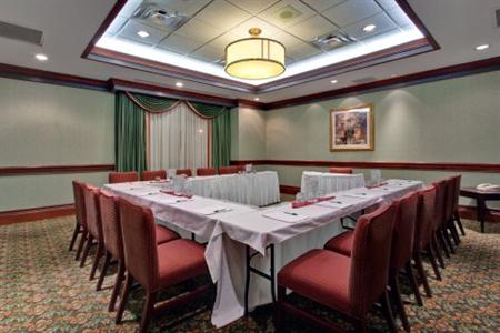 фото отеля Holiday Inn Hotel & Suites London