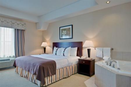 фото отеля Holiday Inn Hotel & Suites London
