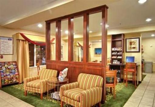 фото отеля Fairfield Inn & Suites Medford