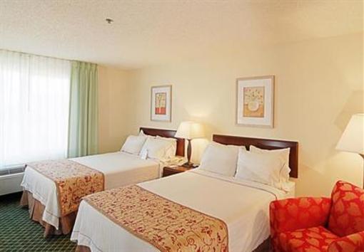 фото отеля Fairfield Inn & Suites Medford