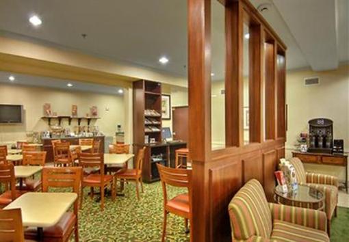 фото отеля Fairfield Inn & Suites Medford