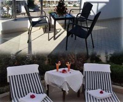 фото отеля Appart-hotel Founty Beach