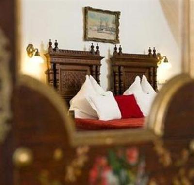 фото отеля Szarcsa Csarda es Fogado Hotel Szekesfehervar