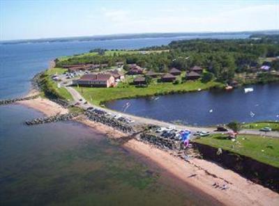 фото отеля Pictou Lodge Beachfront Resort