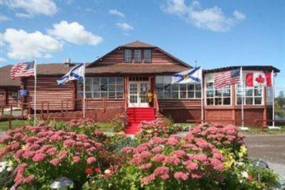 фото отеля Pictou Lodge Beachfront Resort