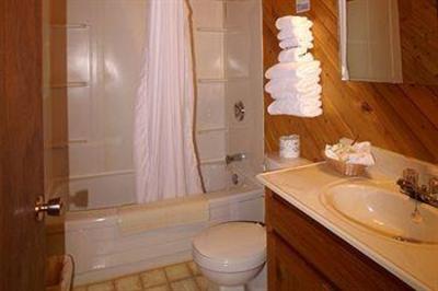 фото отеля Pictou Lodge Beachfront Resort