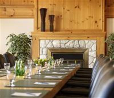 фото отеля Pinestone Resort, Conference Centre & Golf Course