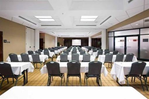 фото отеля Comfort Suites Raleigh Durham Airport/RTP