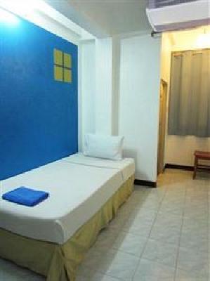 фото отеля Sawasdee Khaosan Inn