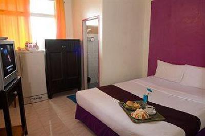 фото отеля Sawasdee Khaosan Inn