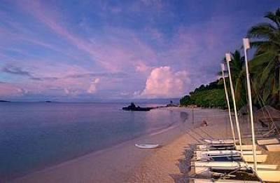 фото отеля Castaway Island Resort