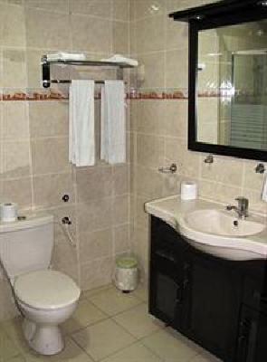 фото отеля Arlozorov Hotel