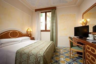 фото отеля Mar Hotel Alimuri