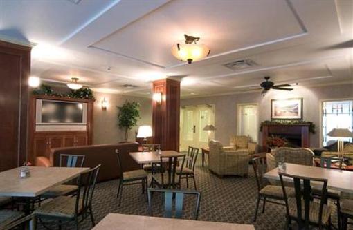 фото отеля Holiday Inn Express and Suites Medicine Hat