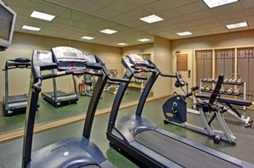 фото отеля Holiday Inn Express and Suites Medicine Hat