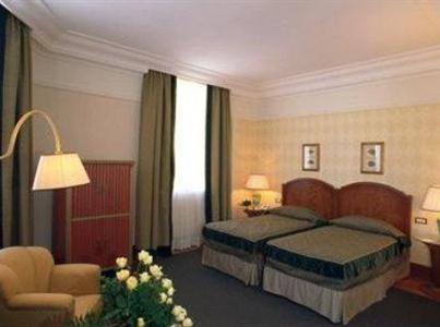 фото отеля NH Liberty Hotel Messina