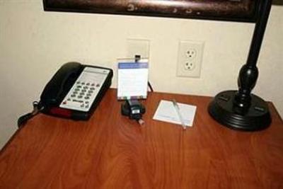 фото отеля Hampton Inn & Suites Cedar Rapids - North