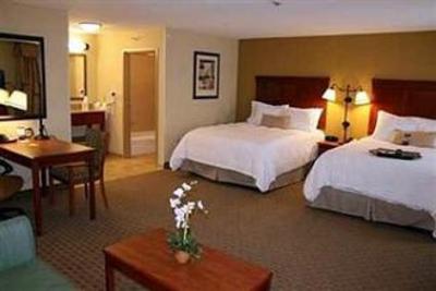фото отеля Hampton Inn & Suites Cedar Rapids - North