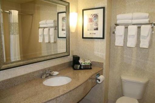 фото отеля Hampton Inn & Suites Spartanburg-I-26-Westgate Mall