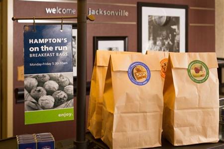 фото отеля Hampton Inn Jacksonville - I-95 South