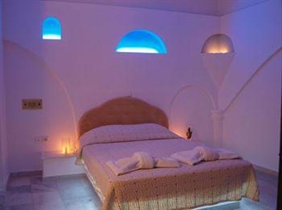 фото отеля Drossos Hotel Perissa