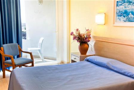 фото отеля Hotel Algarb Ibiza