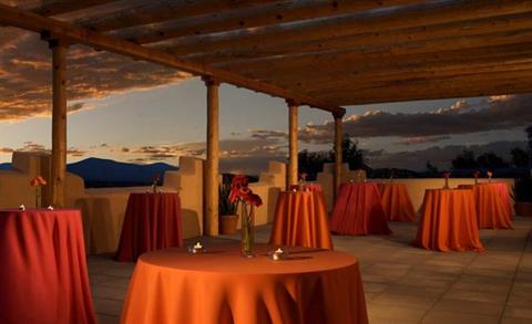 фото отеля Hilton Santa Fe Golf Resort & Spa at Buffalo Thunder