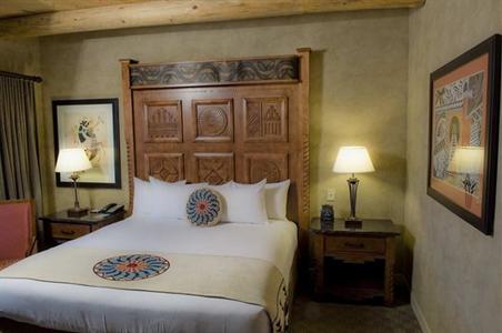 фото отеля Hilton Santa Fe Golf Resort & Spa at Buffalo Thunder