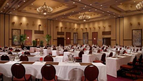 фото отеля Hilton Santa Fe Golf Resort & Spa at Buffalo Thunder