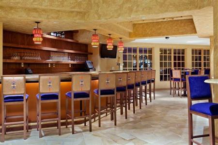 фото отеля Hilton Santa Fe Golf Resort & Spa at Buffalo Thunder