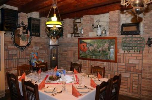 фото отеля Hotel Nyilas Fogadó