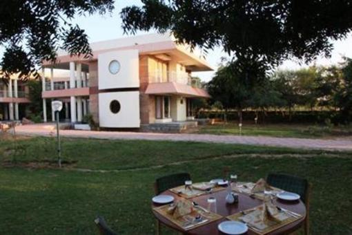 фото отеля Hotel Chitvan