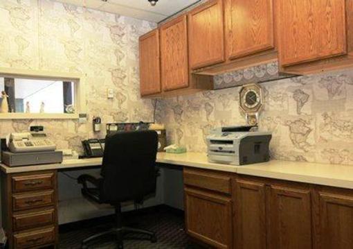 фото отеля Econo Lodge Watertown