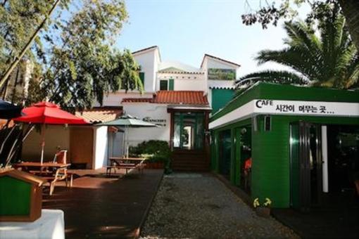 фото отеля Goodstay Backpacker's Home