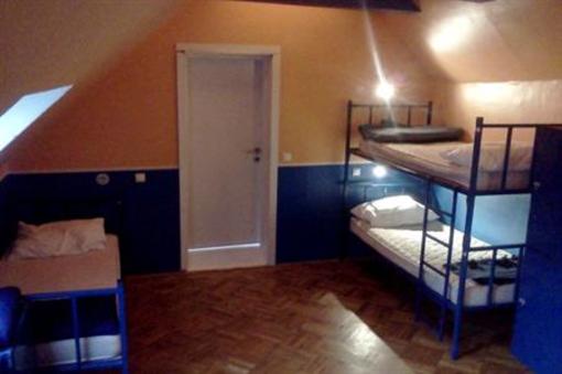 фото отеля Fulir Hostel Zagreb