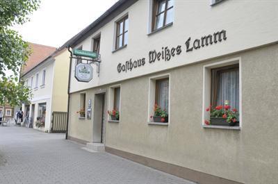 фото отеля Weisses Lamm