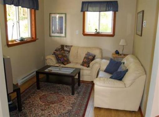 фото отеля West Coast Cottage