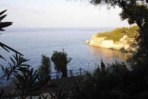 фото отеля Paxos Beach Hotel