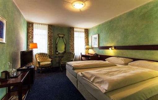 фото отеля Stadt-Hotel Lorrach