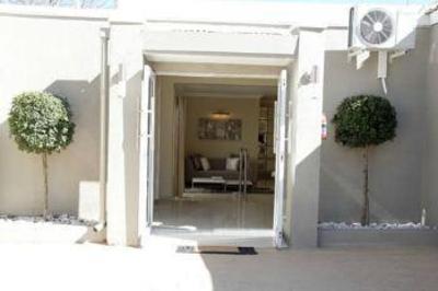 фото отеля Crystal Duvet Guest House Johannesburg