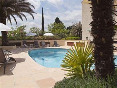 фото отеля Hotel Les Oliviers Fayence