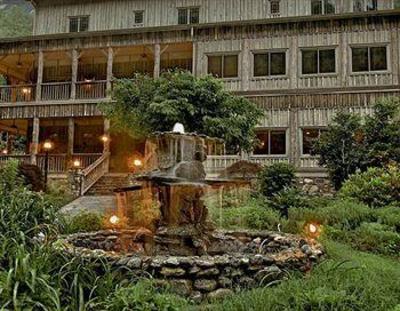 фото отеля The Esmeralda Inn