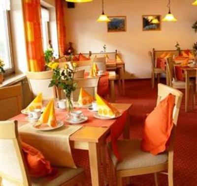 фото отеля Hotel Garni Carola