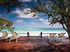 фото отеля Hollywood Beach Suites Turks and Caicos