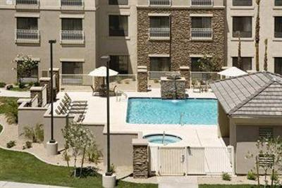 фото отеля Hilton Garden Inn Phoenix/Avondale
