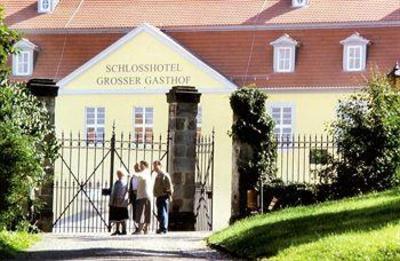 фото отеля Schlosshotel Grosser Gasthof Van Der Valk Ballenstedt