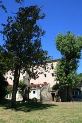 фото отеля Le Mas de Cluny Hotel Saint-Andre-de-Majencoules