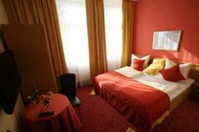 фото отеля Hotel am Kuhbogen